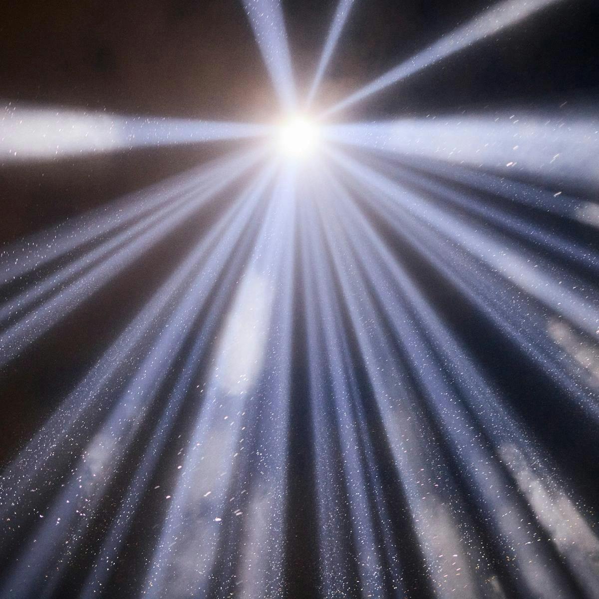 Beams of light centring in the middle